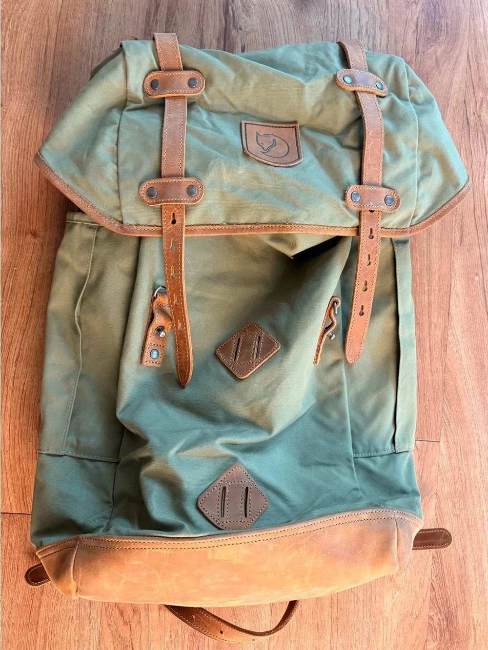 Fjallraven Rucksack No. 21 Large Green G-1000 Leather Backpack